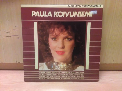Paula Koivuniemi (kaansimuoveissa/suojamuoveissa)