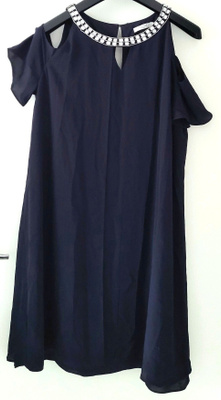 uusi cold shoulder -mekko 46-48
