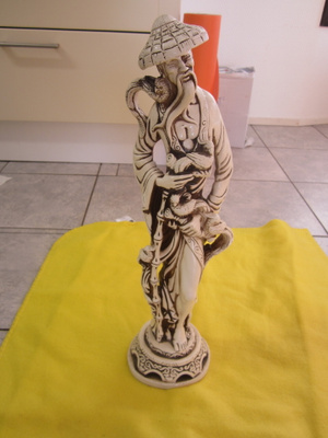 Itämainen koristepatsas (korkeus n. 50 cm), vintage