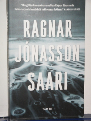 Ragnar Jonasson : SAARI
