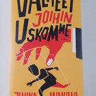Jukka Hakala : Valheet joihin uskomme - pikkukuva 1