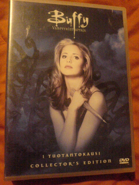 Buffy vampyyrintappaja , kausi 1 , 3 DVD