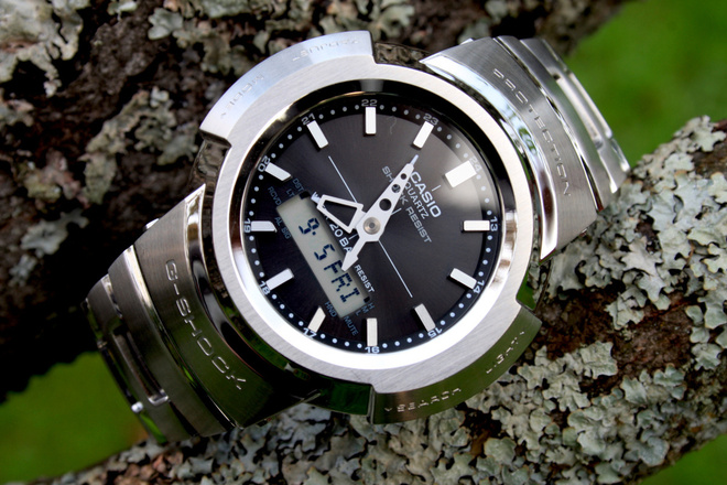 CASIO G-SHOCK RADIO-CONTROLLED AWM-500D SOLAR,käyttämätön