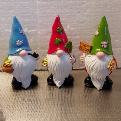 3 ERILAISTA TONTTUKORISTETTA