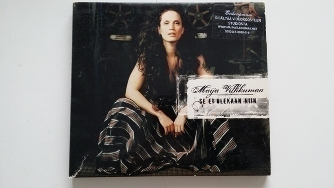 Maija Vilkkumaa. Se ei olekaan niin. Digipak. CD.