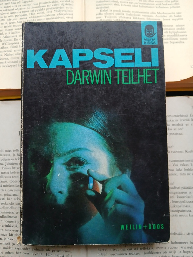 Darwin Teilhet - Kapseli (nid.)