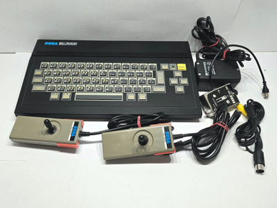 Sega SC-3000 Personal Computer + 2 ohjainta [2]