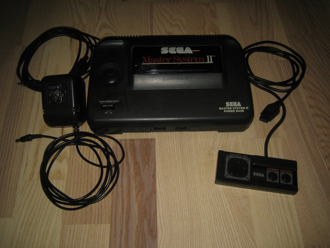Sega Master System 2 Konsoli