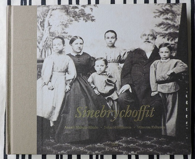 Sinebrychoffit