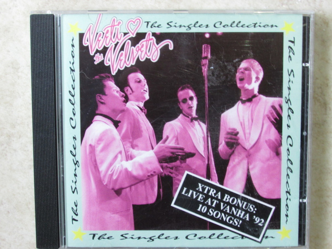 Veeti & The Velvets: The single collection, CD