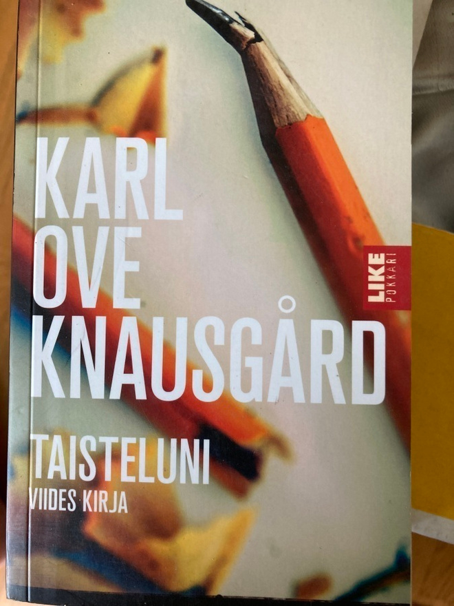 KNAUSGÅRD: TAISTELUNI viides kirja