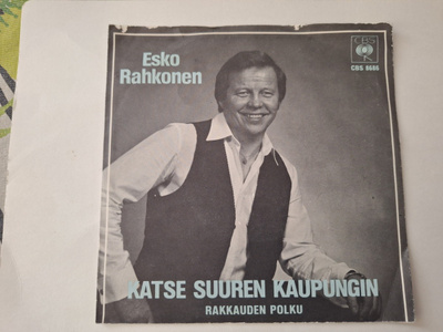 ESKO RAHKONEN - KATSE SUUREN KAUPUNGIN 7 " Single