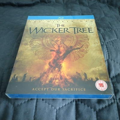 Wicker Tree slipcase Blu-ray **muoveissa**