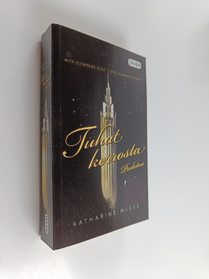 Katharine McGee : Tuhat kerrosta 1 : Pudotus