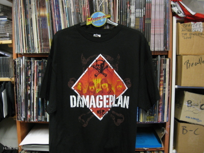 DAMAGE PLAN T-PAITA XL UUSI