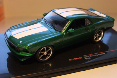 Ford mustang fastback custom -69 1:43 ALE!
