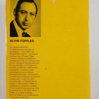 Alvin Toffler : Hätkähdyttävä tulevaisuus - pikkukuva 2