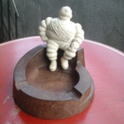 Vanha Michelin-ukko tuhkakuppi - pikkukuva 1