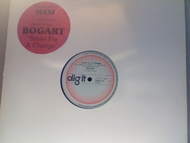 BOGART :: SMILE FOR A CHANGE :: MAXI  VINYYLI  12"   1984