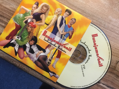 Hunajamelonit . Sankaripoika CDS single