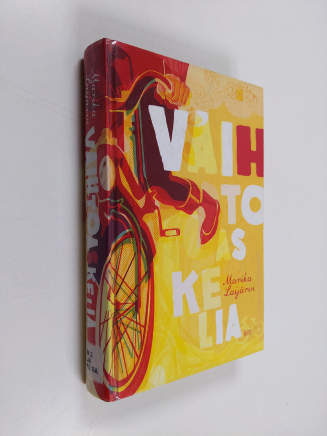 Marika Laijärvi : Vaihtoaskelia