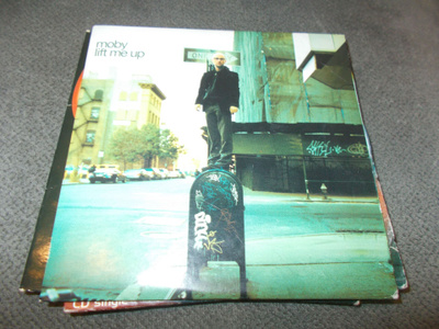 CDS MOBY ** LIFT ME UP **