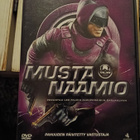 Mustanaamio - pikkukuva 1
