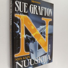Sue Grafton : N niin kuin nuuskija - pikkukuva 1