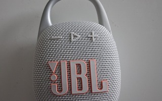 JBL Clip 5