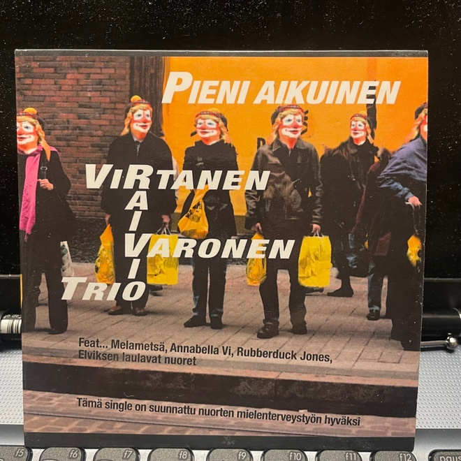 VIRTANEN RAIVIO VARONEN TRIO - Pieni aikuinen cd-single