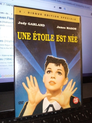 2DVD UNE ETOILE EST NEE ( SIS POSTIKULU )