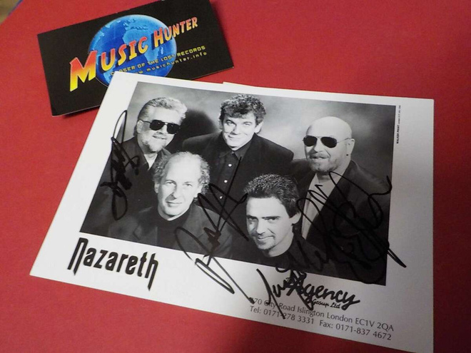 NAZARETH PROMOKORTTI KOLMELLA NIMMARILLA
