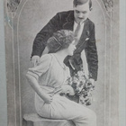 Leidi on saanut kukkia herrahenkilöltä Jouluksi, p. 1919 - pikkukuva 1