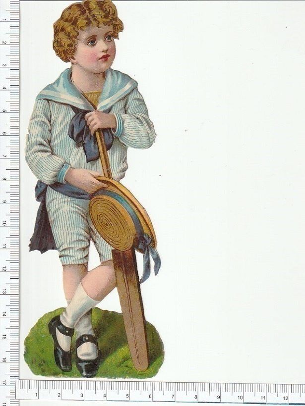 * pelaajapoika nojailee mailaansa, 17 x 6 cm *