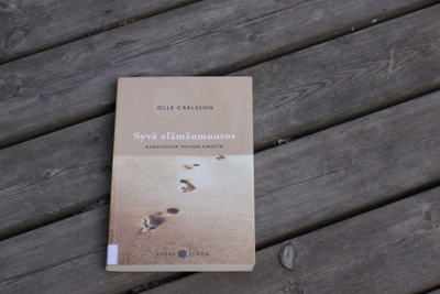 Olle Carlsson Syvä elämänmuutos kaksitoista toivon askelt D4