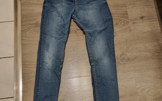 H&M Farkut joustaa,koko 152 cm.