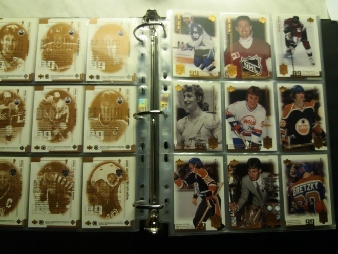 1999-00 UD Living Legend Wayne Gretzky kortteja 1.0e/kpl