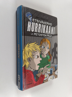Jari Mäkipää : Etsiväkerho Hurrikaani ja petosten pilvi