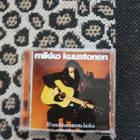 Mikko Kuustonen 30 unohtumatonta laulua - pikkukuva 1