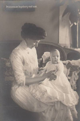 Prinsessan Ingeborg med son p140