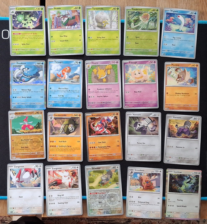 Pokemon kortit 20kpl (#80 Scarlet & Violet base set)