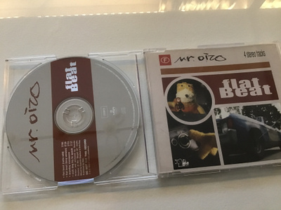 Mr. Oizo . Flat beat CDS single