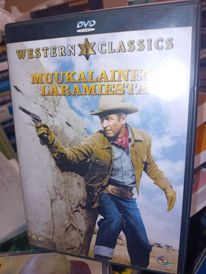 DVD Muukalainen Laramiesta ( SIS POSTIKULU  )