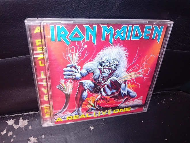 CD Iron Maiden  : A Real Live One ( SIS POSTIKULU )