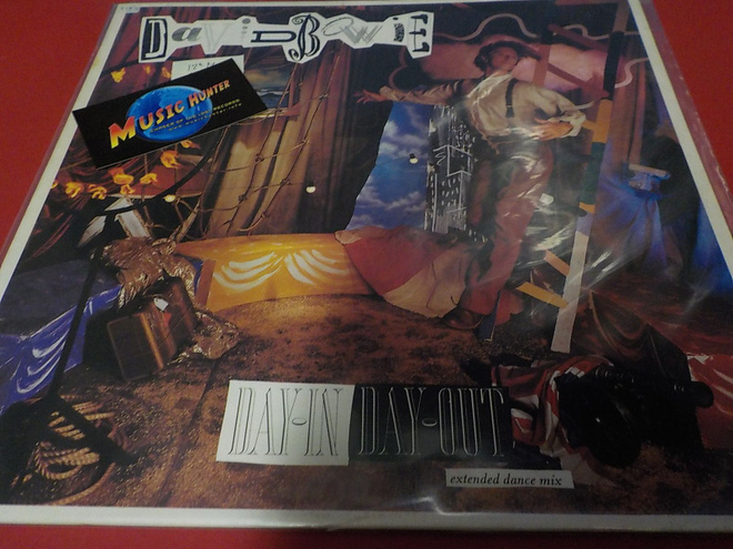 DAVID BOWIE - DAY IN DAY OUT M-/M- 12'' MAXI