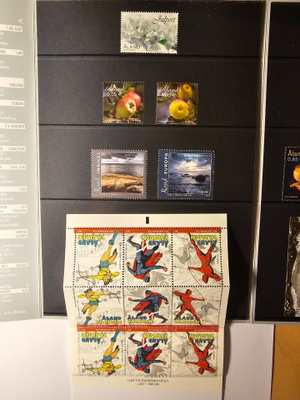 Ahvenanmaan vuosilajitelma 2011 (postitusarvo 105,55 euroa)