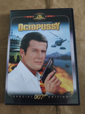 Octopussy (DVD)