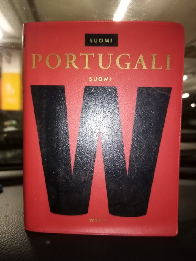 Suomi Portugali Suomi taskusanakirja ( SIS POSTIKULU)
