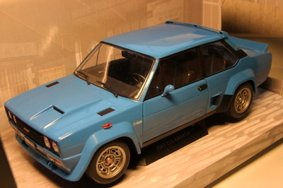 Fiat 131 abarth -80 1:18 ALE!