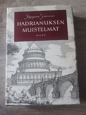 Hadrianuksen muistelmat Marguerite Yourcenar